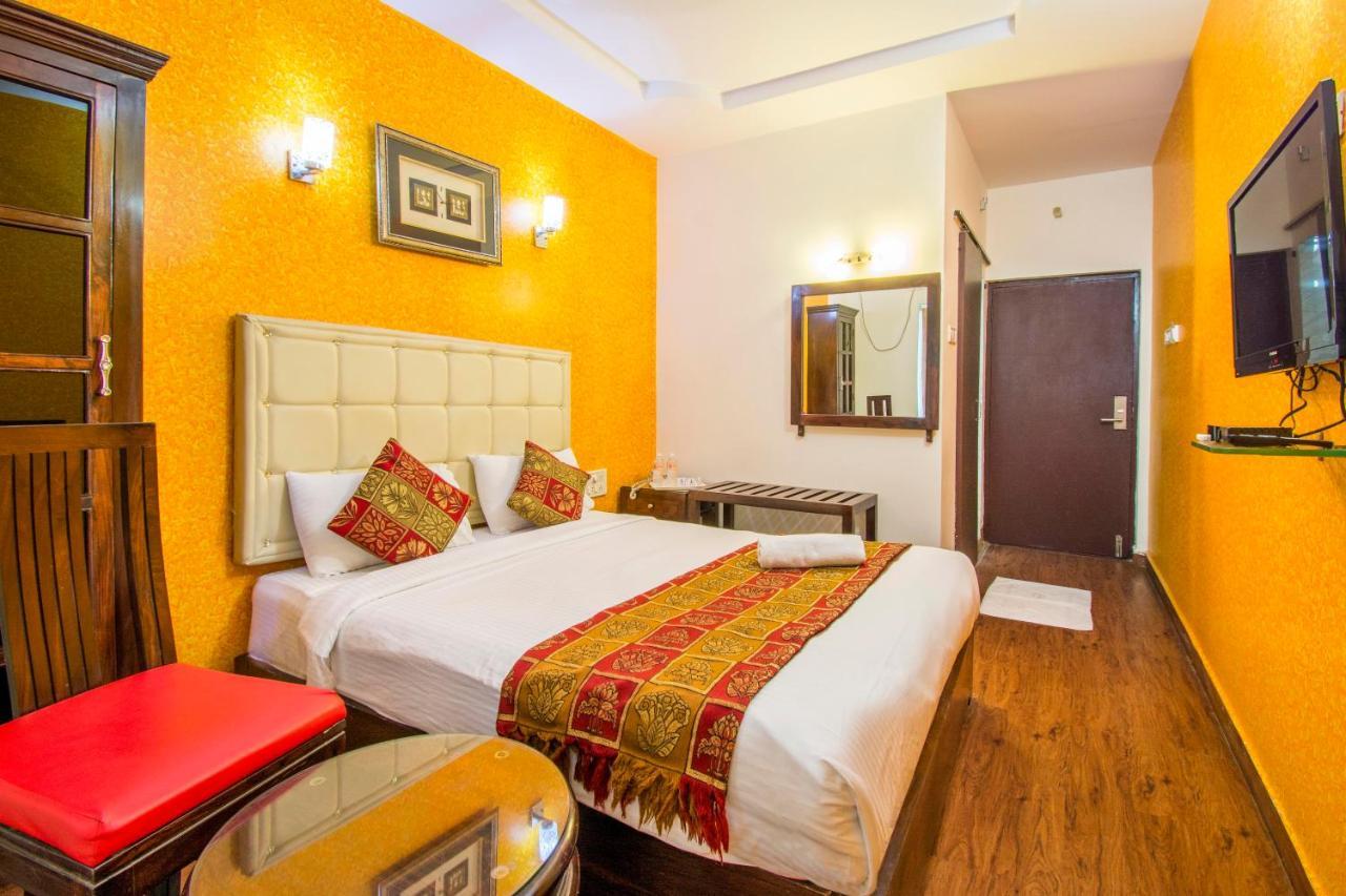 Hotel Executive Inn Vijayawada Bagian luar foto